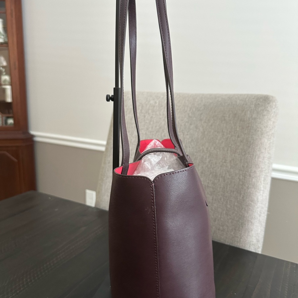 Kate Spade Mauve Tote with Clover Accent - Picture 4 of 7